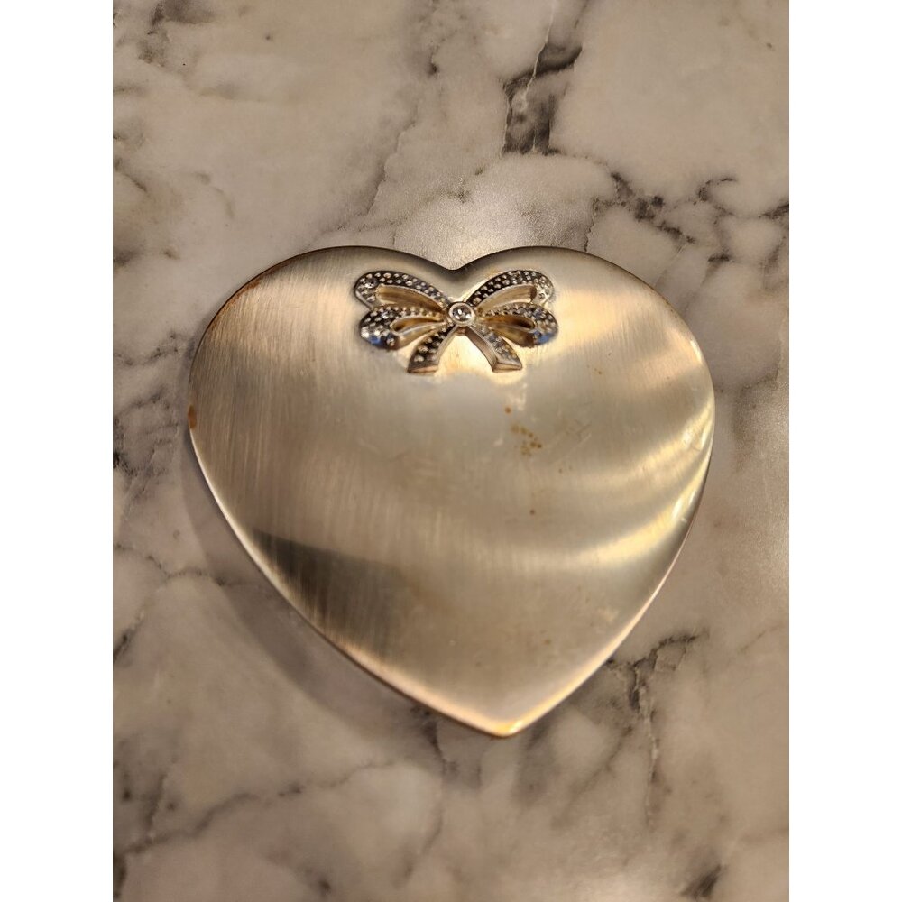 Things Remembered Heart Shaped Silver Compact Mirror With Bow Accent Engraveable
